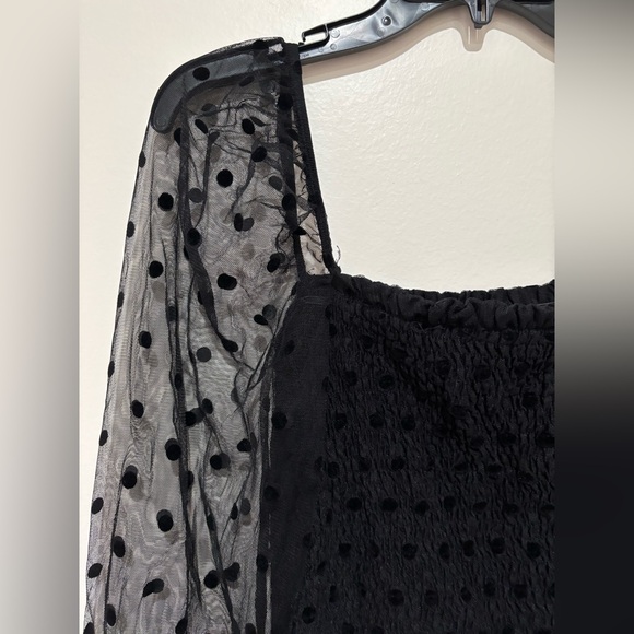 Forever 21 Black top size medium - Picture 4 of 5